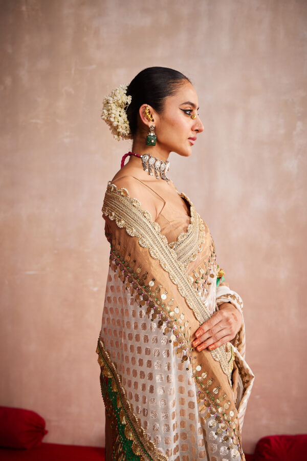 Statement Saree - Image 3
